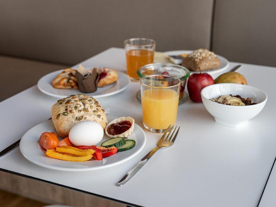 Hotel B&B Hotel Aalborg 3*