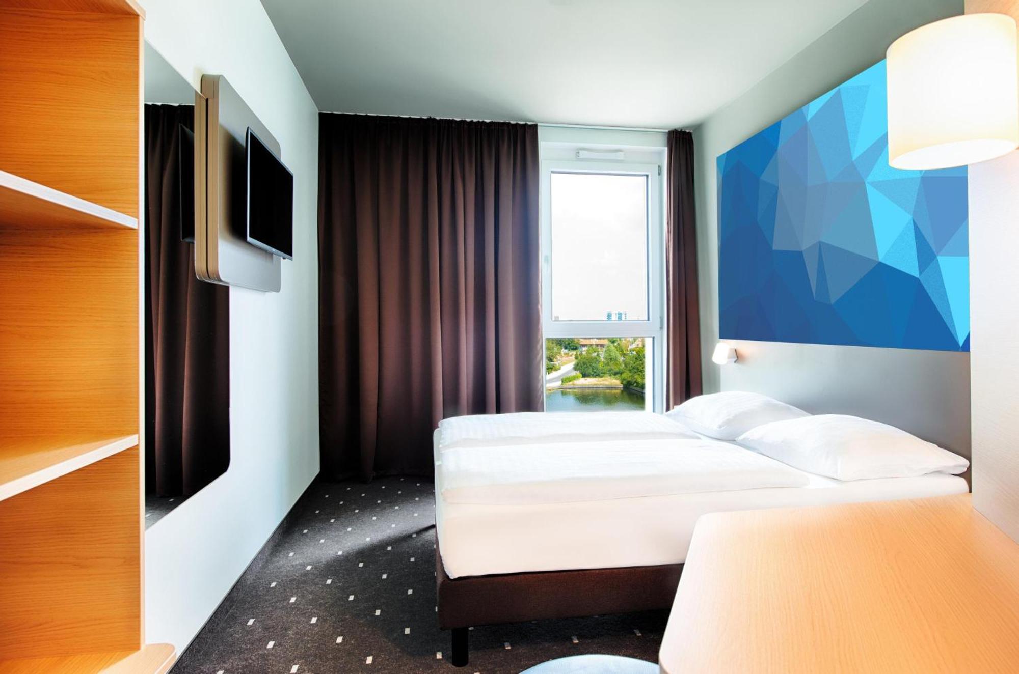 Hotel B&B Hotel Aalborg 3*